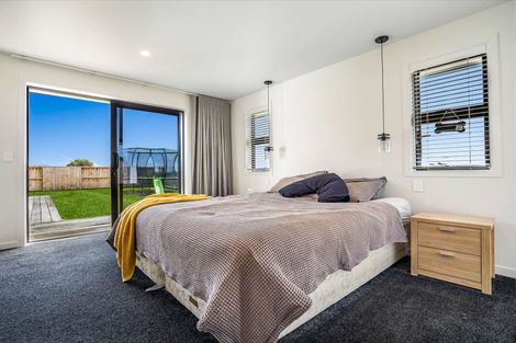 Photo of property in 6 Mcwatters Drive, Ngatea, 3503