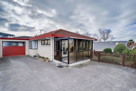 Photo of property in 2/237 Fifteenth Avenue, Tauranga South, Tauranga, 3112