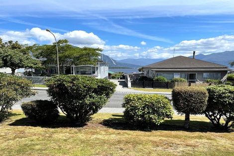 Photo of property in 66 Ahau Street, Moana, 7872