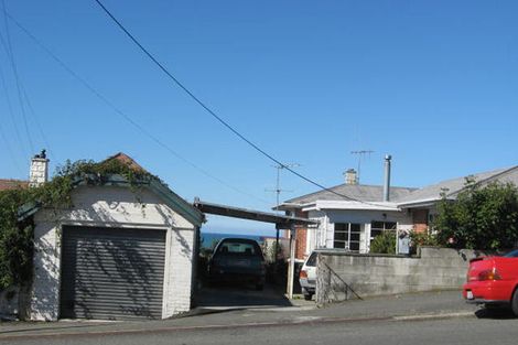Photo of property in 27 Wharfe Street, South Hill, Oamaru, 9400