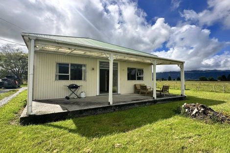 Photo of property in 436 Wanganui Flat Road, Harihari, 7884