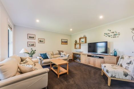 Photo of property in 24 Bridgewater Lane, Stoke, Nelson, 7011