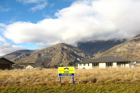 Photo of property in 6 Ada Place, Lake Hayes, Queenstown, 9304