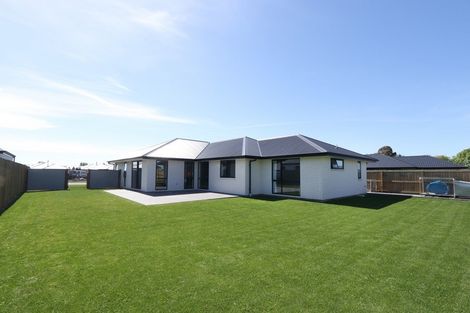 Photo of property in 17 Roxburgh Place, Tinwald, Ashburton, 7700