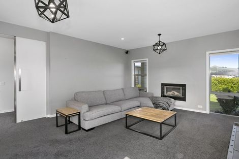 Photo of property in 9 Ben Lomond Drive, Mosgiel, 9024