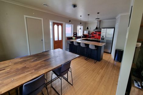 Photo of property in 37 Park Road, Western Heights, Rotorua, 3015