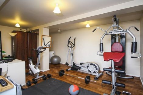 Photo of property in 24 Pahi Place, West Harbour, Auckland, 0618