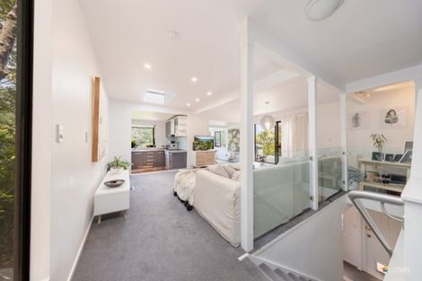 Photo of property in 23 Ferry Road, Days Bay, Lower Hutt, 5013