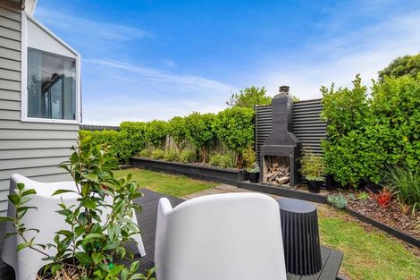 Photo of property in 116 Omata Road, Marfell, New Plymouth, 4310