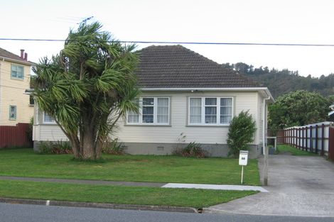 Photo of property in 54 Molesworth Street, Taita, Lower Hutt, 5011