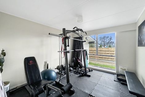 Photo of property in 41 Somerset Crescent, Highbury, Palmerston North, 4412