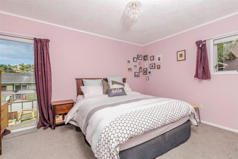 Photo of property in 1/13 Redwing Street, Browns Bay, Auckland, 0630