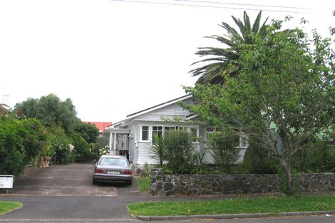 Photo of property in 54 Ellerton Road, Mount Eden, Auckland, 1024