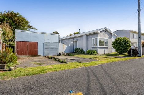 Photo of property in 4 Meredith Street, Patea, 4520