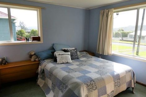 Photo of property in 16 Mawhera Street, Dobson, Greymouth, 7805