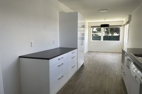 Photo of property in 21 Abraham Crescent, Milson, Palmerston North, 4414