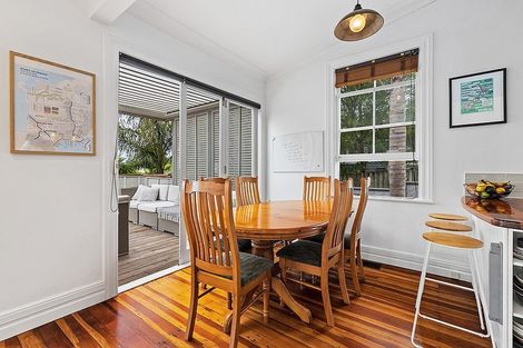 Photo of property in 1/47 Birkdale Road, Birkdale, Auckland, 0626