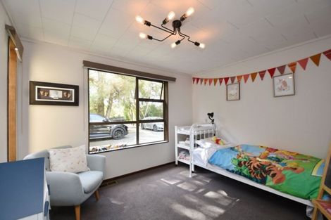 Photo of property in 27 Marama Avenue North, Otatara, Invercargill, 9879