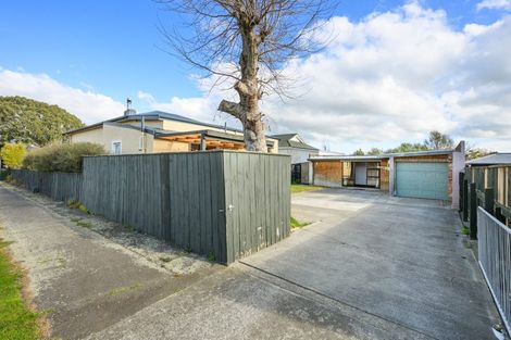 Photo of property in 17 Douglas Street, West End, Palmerston North, 4412
