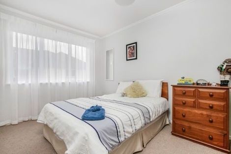 Photo of property in 31 Village Way, Ardmore, Papakura, 2582