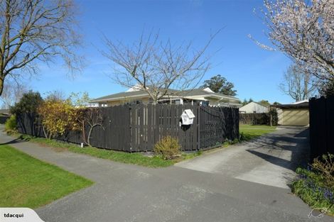 Photo of property in 51 Kent Lodge Avenue, Avonhead, Christchurch, 8042