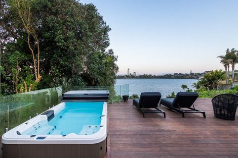 Photo of property in 3/76 Shakespeare Road, Milford, Auckland, 0620