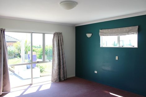 Photo of property in 22 Killeen Place, Flat Bush, Auckland, 2019