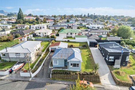 Photo of property in 9 Park Street, Gore, 9710