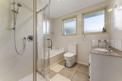 Photo of property in 15 Halswell Crescent, Westbrook, Palmerston North, 4412