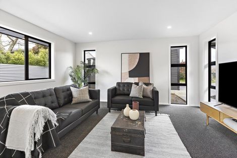 Photo of property in 7 Chisholm Place, Carterton, 5713