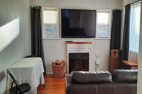 Photo of property in 16 Robinson Street, Foxton, 4814