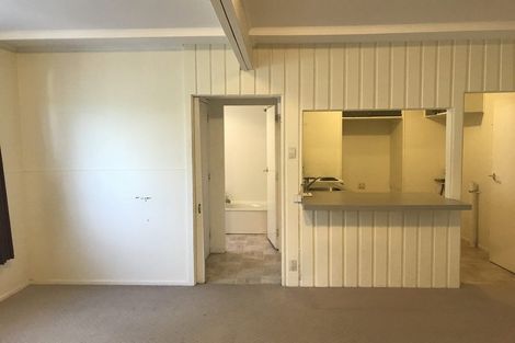 Photo of property in 73 Volga Street, Island Bay, Wellington, 6023