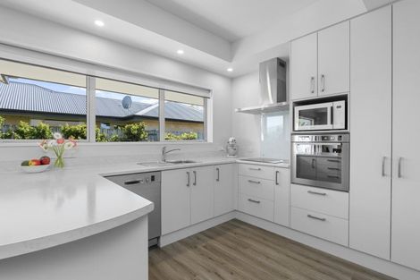 Photo of property in 18a Pemberton Drive, Darfield, 7510