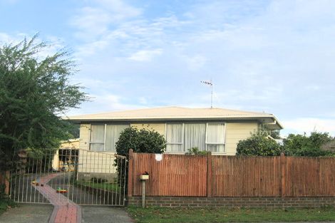 Photo of property in 32 Makarini Street, Paraparaumu, 5032