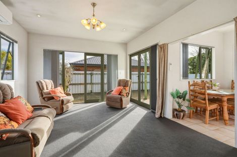 Photo of property in 6a Victoria Street, Mosgiel, 9024