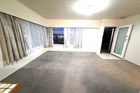 Photo of property in 1/3 Cheryl Place, Hillcrest, Auckland, 0627