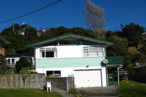 Photo of property in 13 Clawton Street, Westown, New Plymouth, 4310