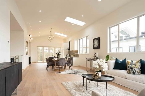 Photo of property in 2 Craigs Way, Hobsonville, Auckland, 0616