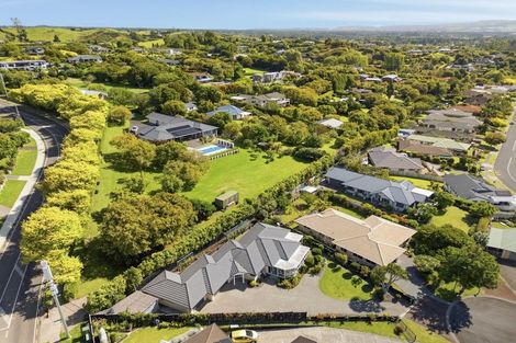 Photo of property in 15 Robinia Place, Ohauiti, Tauranga, 3112