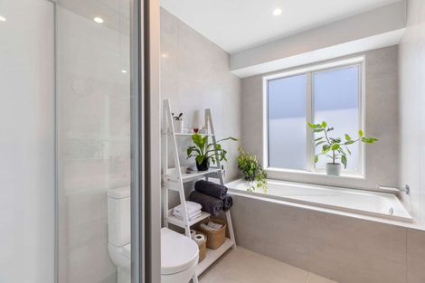 Photo of property in 23 Kukuwai Avenue, Red Beach, 0932