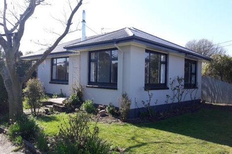Photo of property in 33 Bourne Crescent, Papanui, Christchurch, 8053