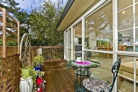 Photo of property in 1/15 Seine Road, Forrest Hill, Auckland, 0620