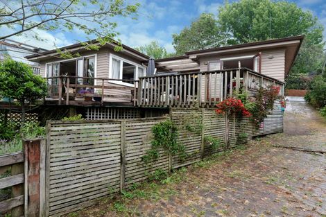 Photo of property in 48 Minnehaha Avenue, Titirangi, Auckland, 0604