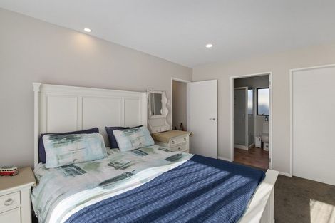 Photo of property in 10 Lorna Irene Drive, Raumati South, Paraparaumu, 5032