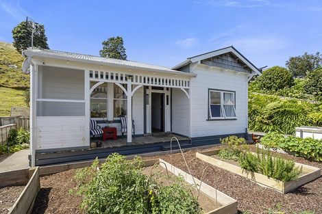 Photo of property in 73 Oranga Street, Westown, New Plymouth, 4310
