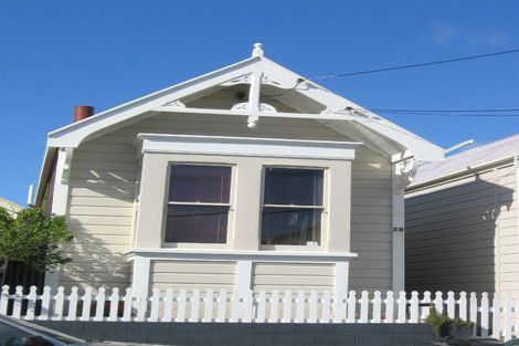 Photo of property in 25 Douglas Street, Mount Cook, Wellington, 6021