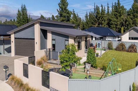 Photo of property in 17 Brooke Place, Alexandra, 9320