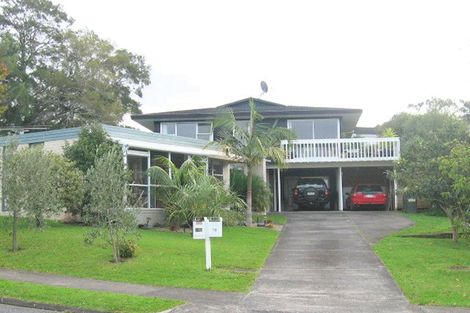 Photo of property in 13 Blue Gum Rise, Sunnyhills, Auckland, 2010