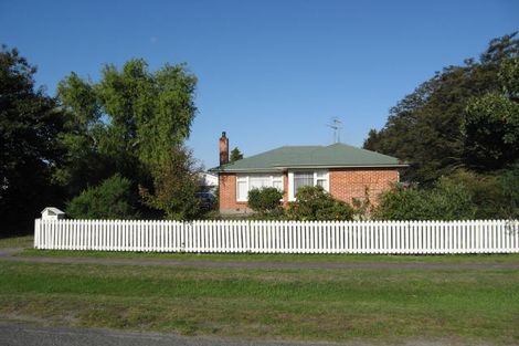 Photo of property in 12 Jackson Street, Darfield, 7510