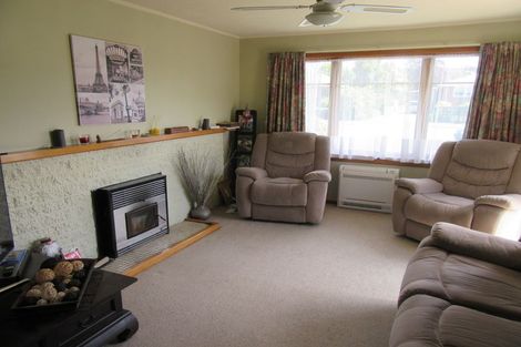 Photo of property in 14 Oxford Street, Waimate, 7924